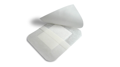 Understanding Nonwoven Adhesive Wound Dressing: Features Explained